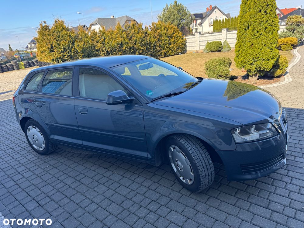 Audi A3 Sportback 1.4 TFSI Attraction - 10
