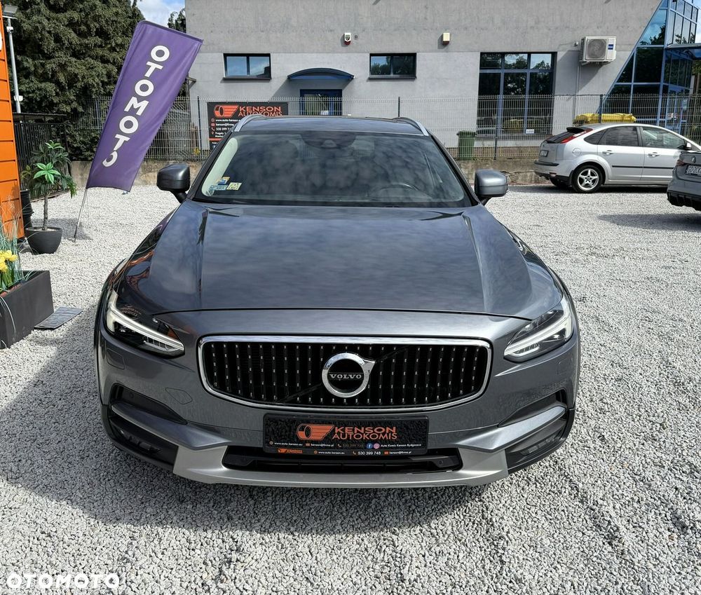 Volvo V90 Cross Country T5 AWD Pro - 36
