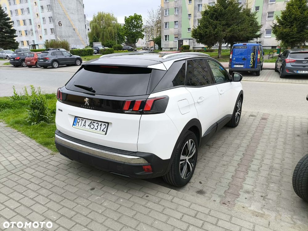 Peugeot 3008 1.2 PureTech Active S&S EAT8 - 8