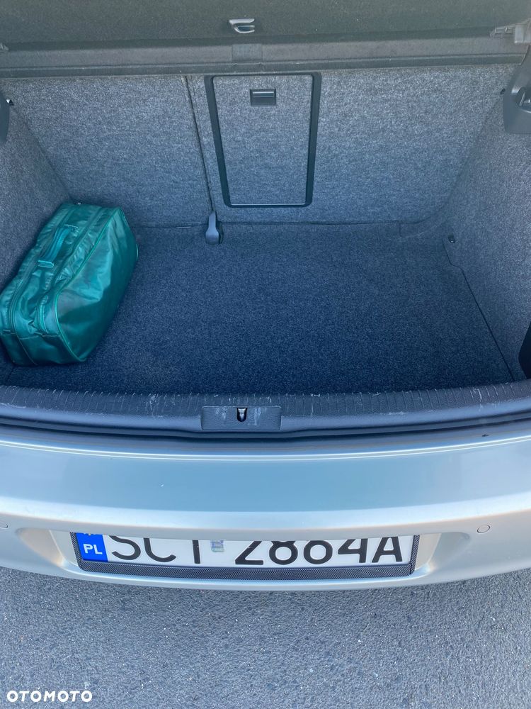Volkswagen Golf 1.6 TDI Trendline - 17