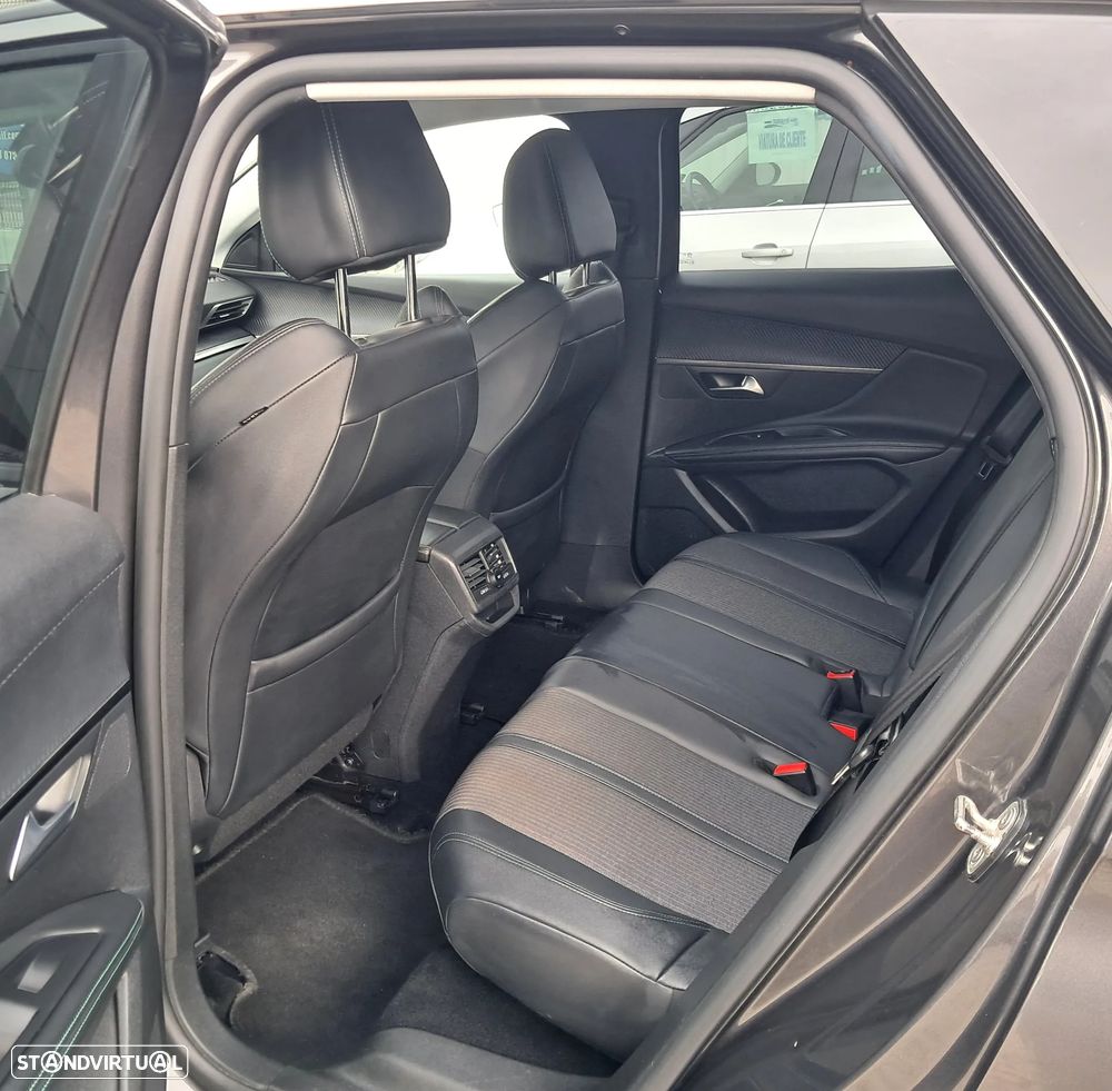 Peugeot 3008 1.2 PureTech Active Pack - 11