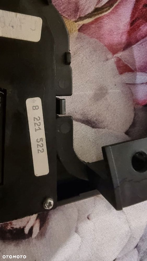 RAMKA BIEGÓW AUTOMAT OSŁONA BMW E31 840 850 EU - 3