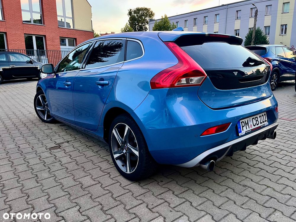 Volvo V40 T2 RDesign - 12