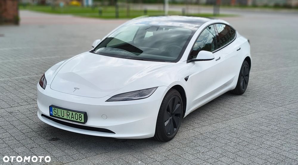 Tesla Model 3 - 15