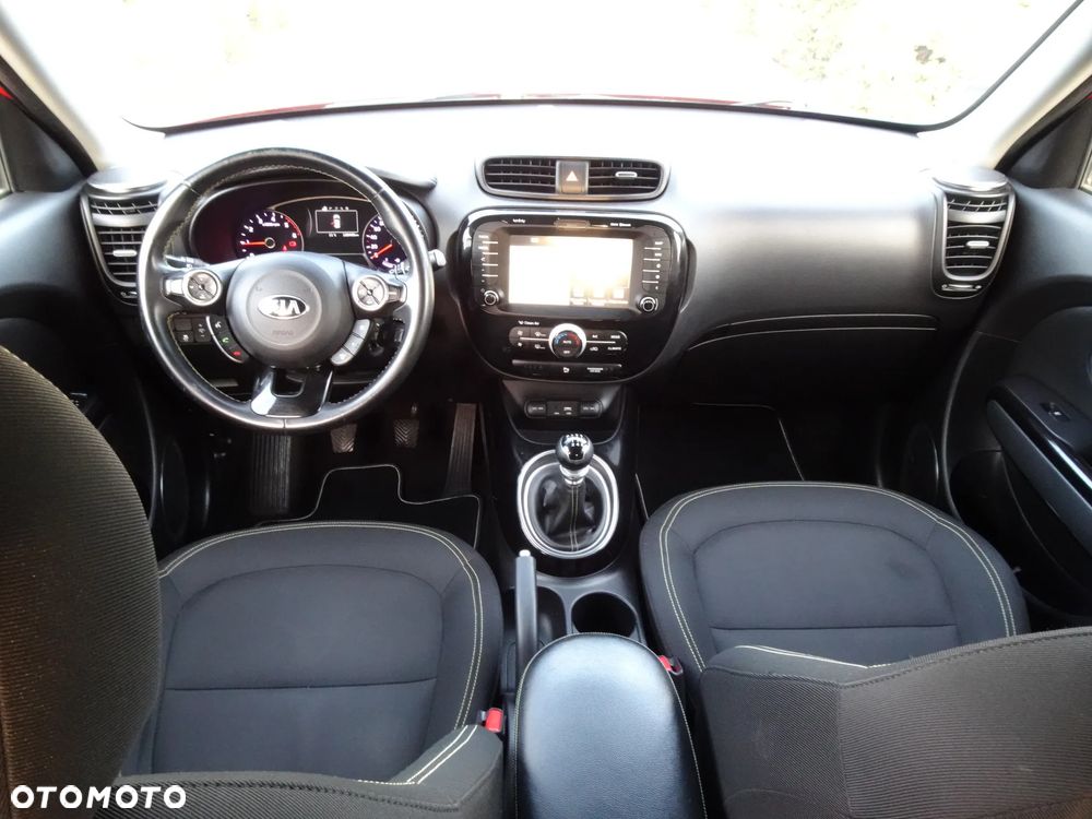 Kia Soul 1.6 CRDI XL - 19