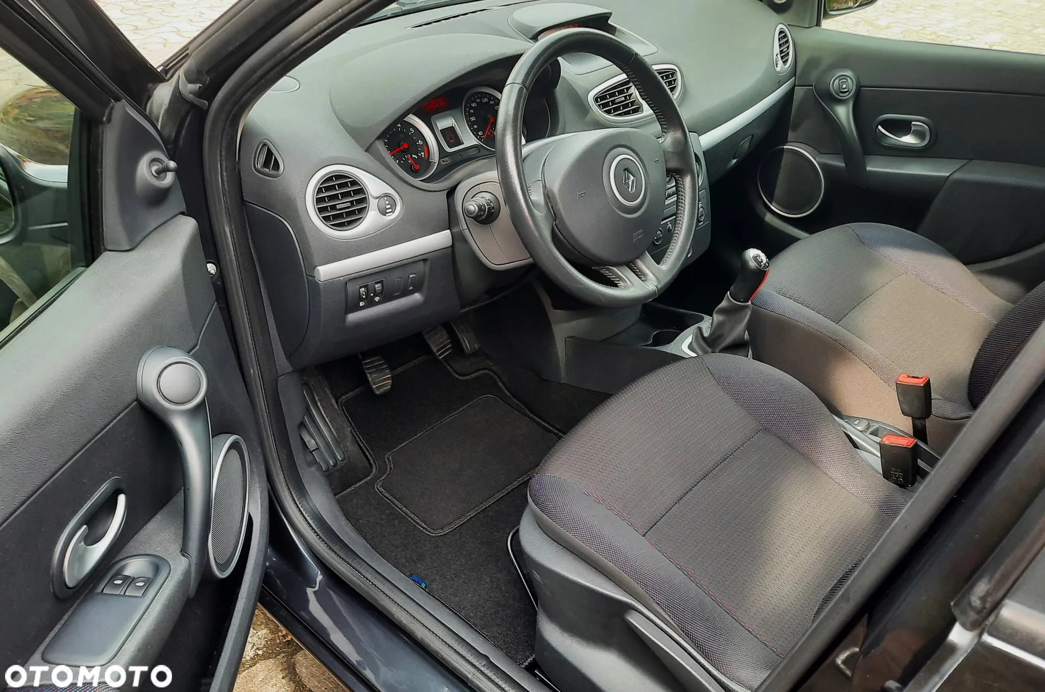 Renault Clio 1.2 TCE Expression - 5