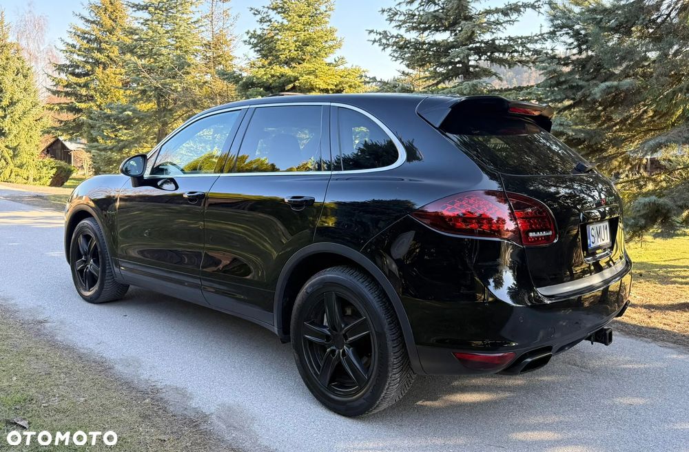 Porsche Cayenne - 10