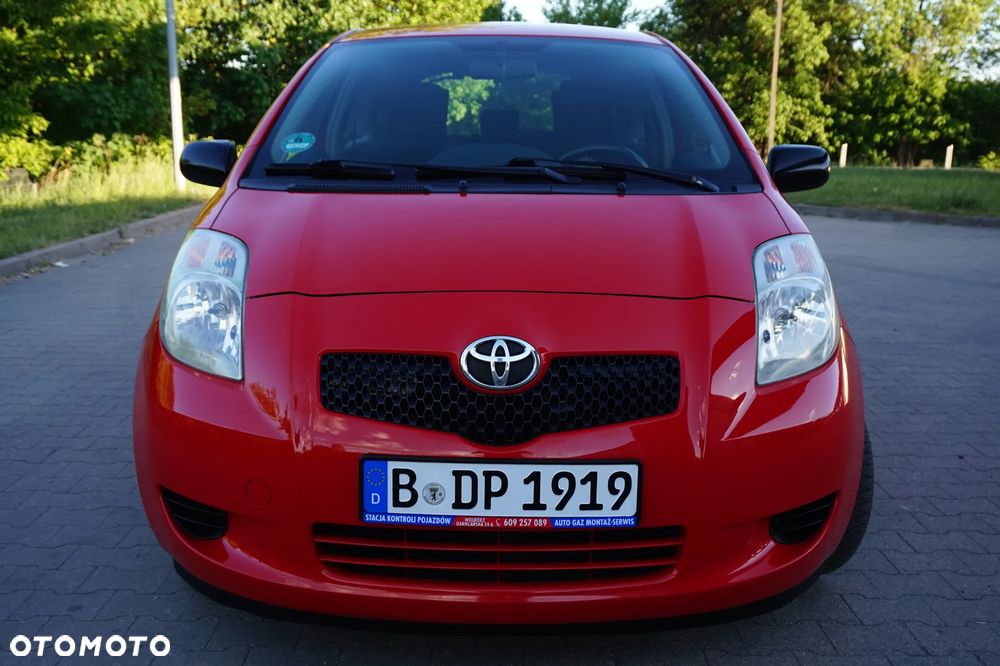 Toyota Yaris - 20