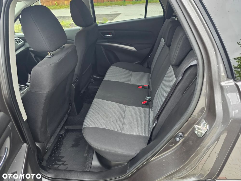 Suzuki S-Cross - 23