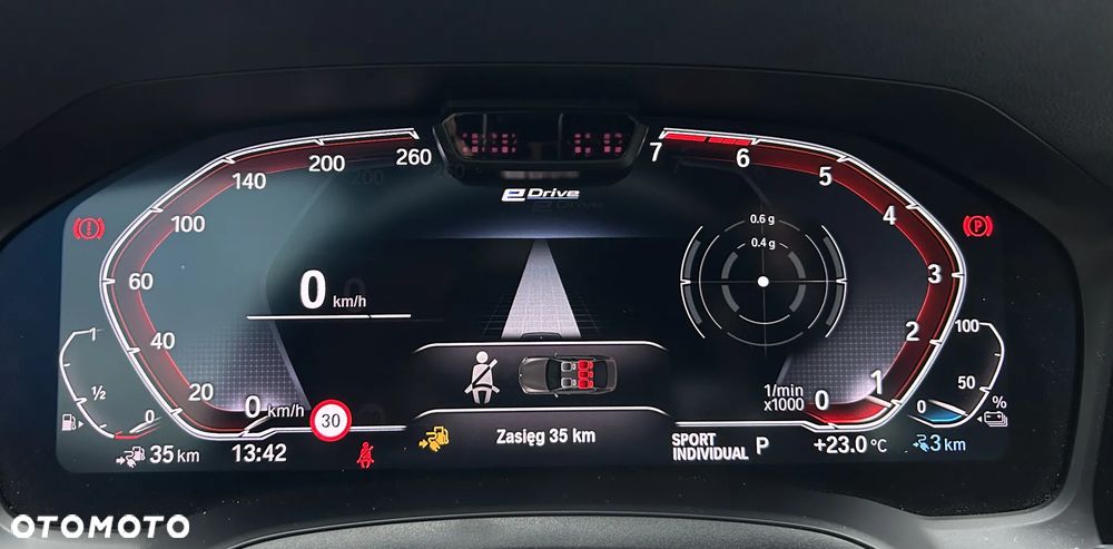 BMW Seria 3 330e - 29