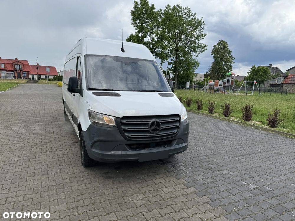 Mercedes-Benz Sprinter - 3
