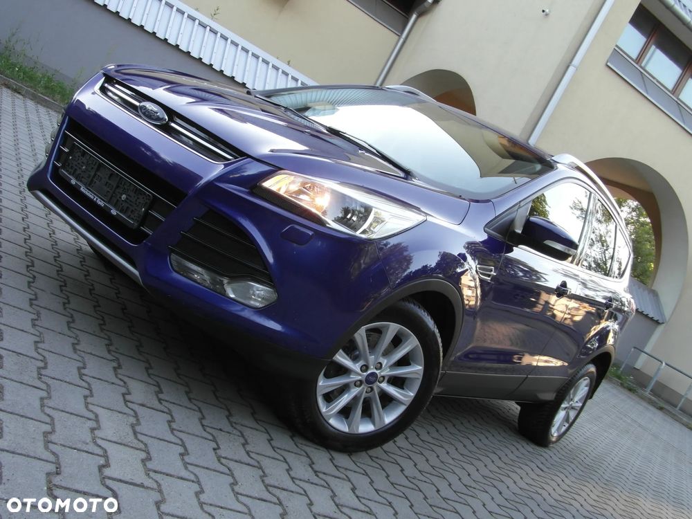 Ford Kuga 2.0 TDCi 2x4 Titanium - 1