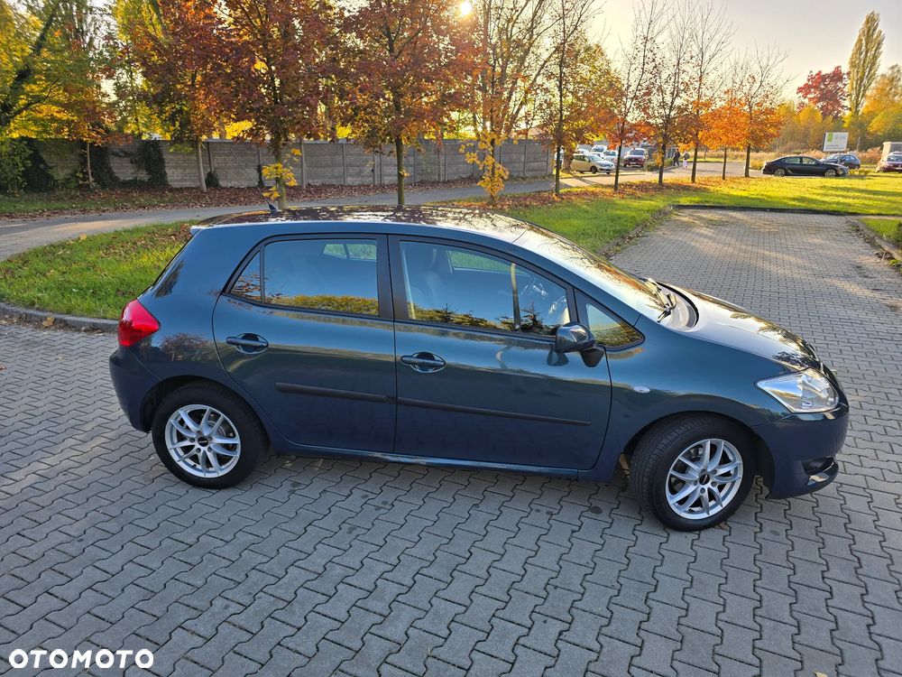 Toyota Auris - 27