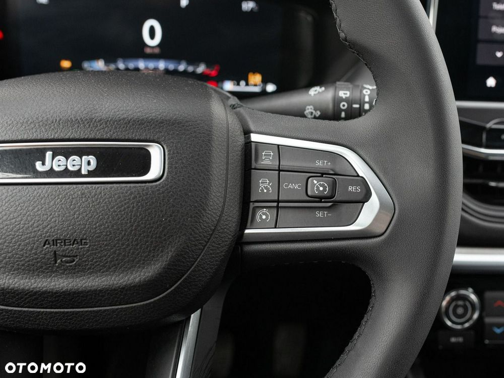 Jeep Compass - 14