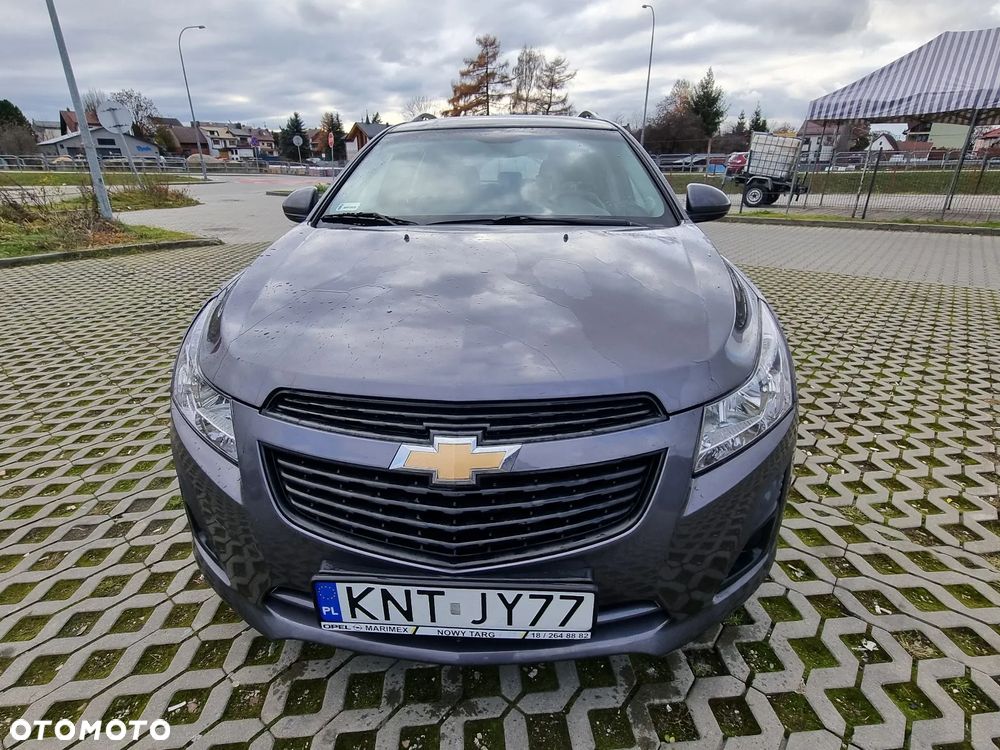 Chevrolet Cruze 1.6 LS - 4