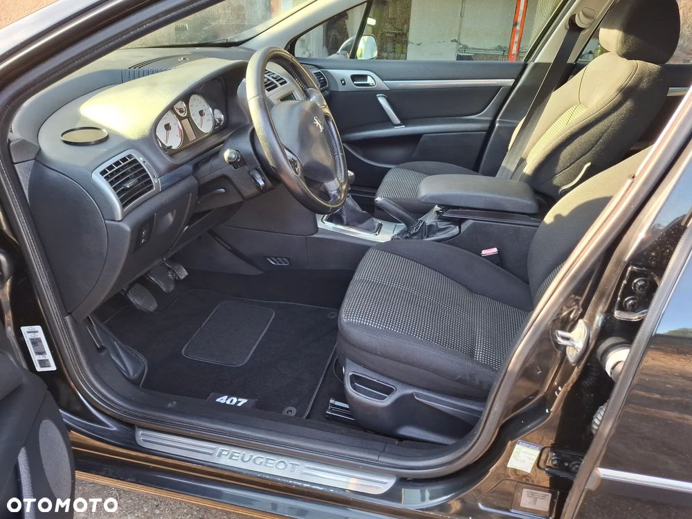 Peugeot 407 2.0 HDI Premium - 28