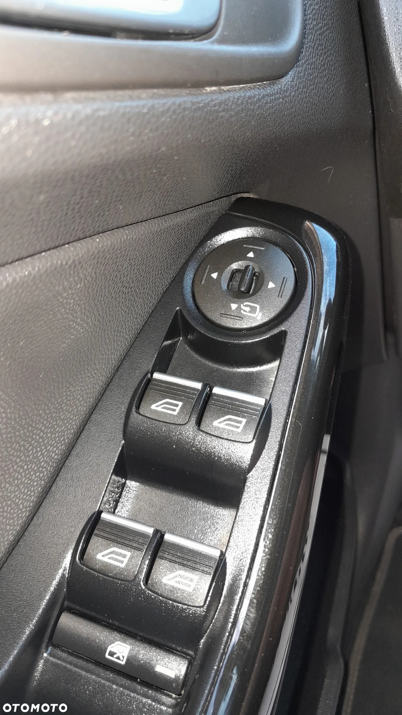 Ford Fiesta - 18
