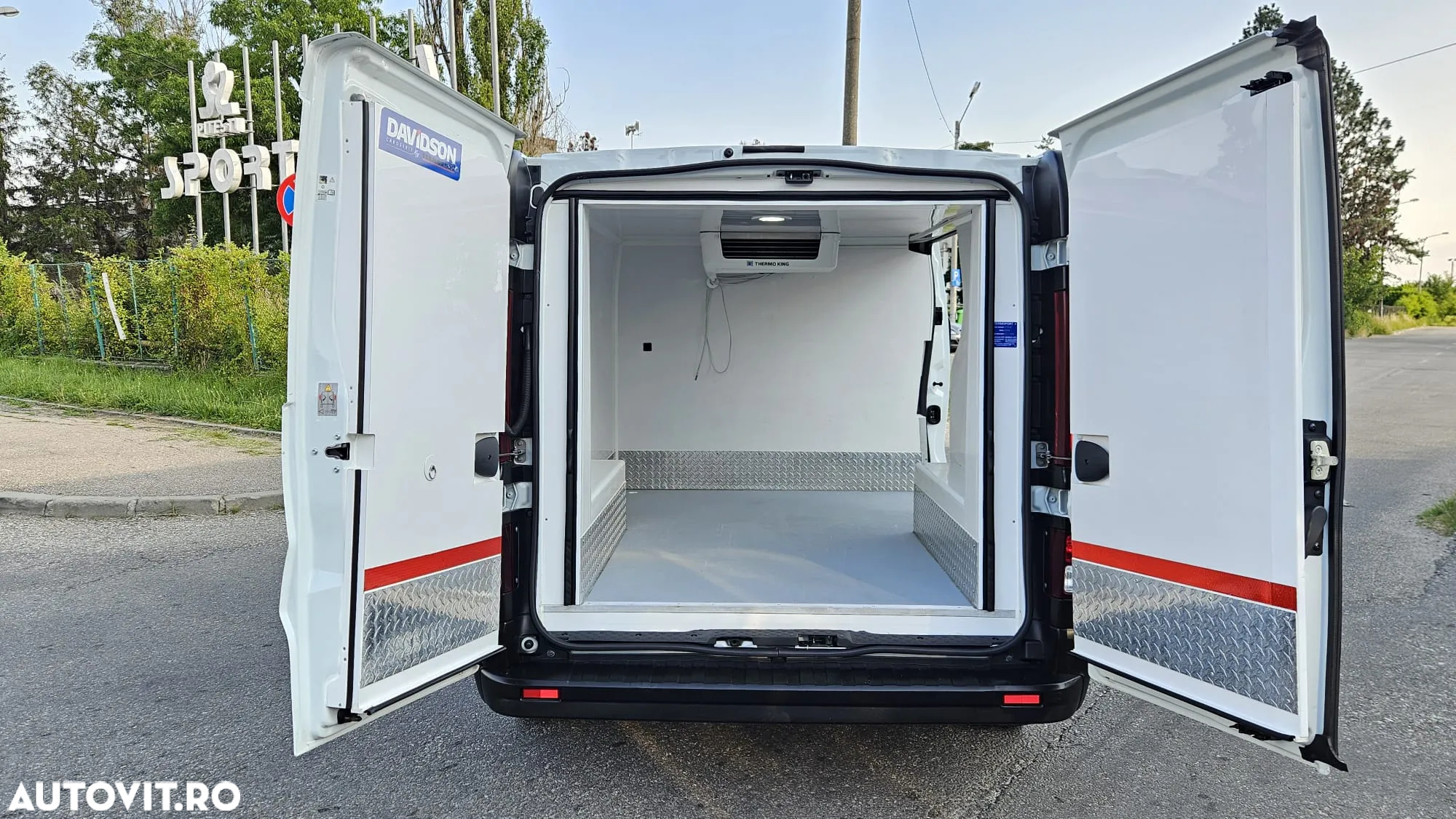 Renault Trafic 2.0 Blue dCi 120 Furgon Cabina Dubla L2H1 Authentique - 10