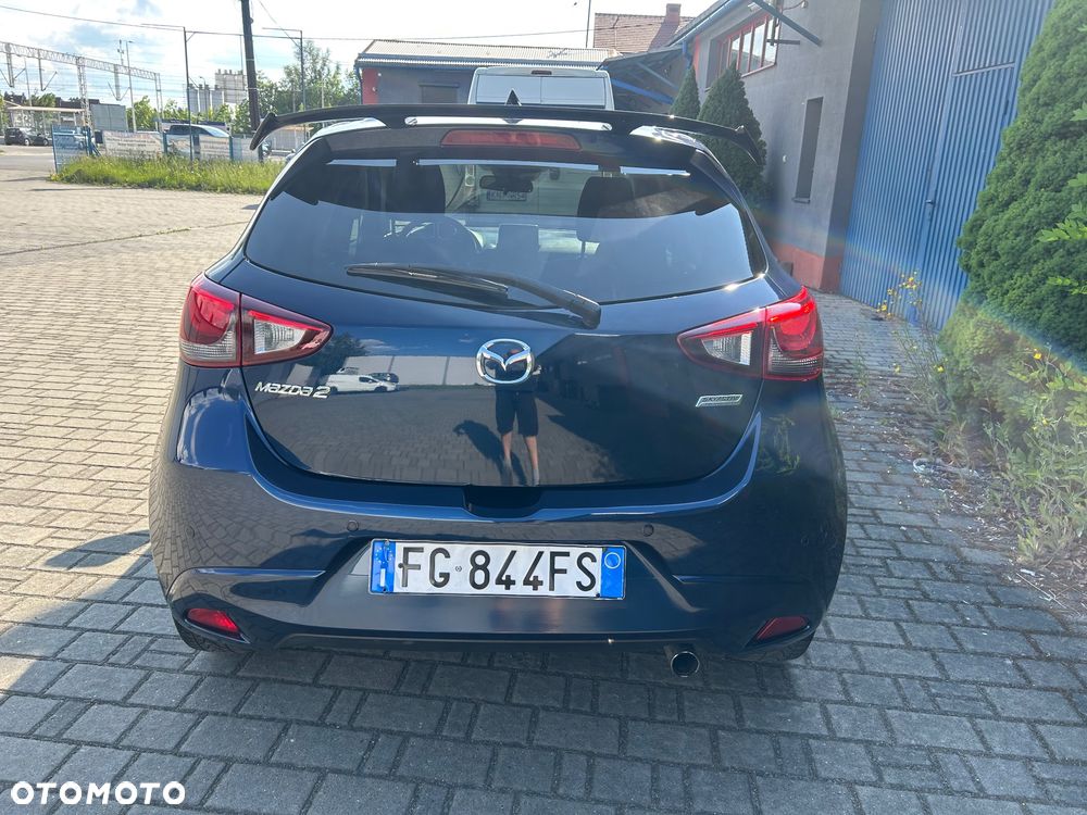Mazda 2 - 5