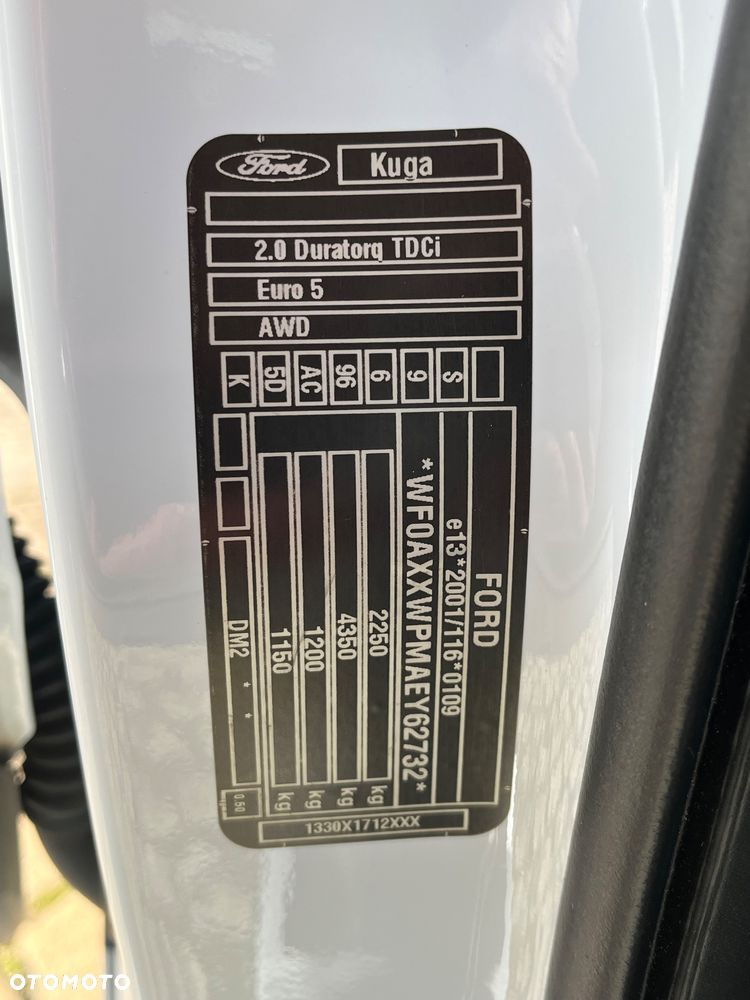 Ford Kuga 2.0 TDCi 2x4 Titanium - 29