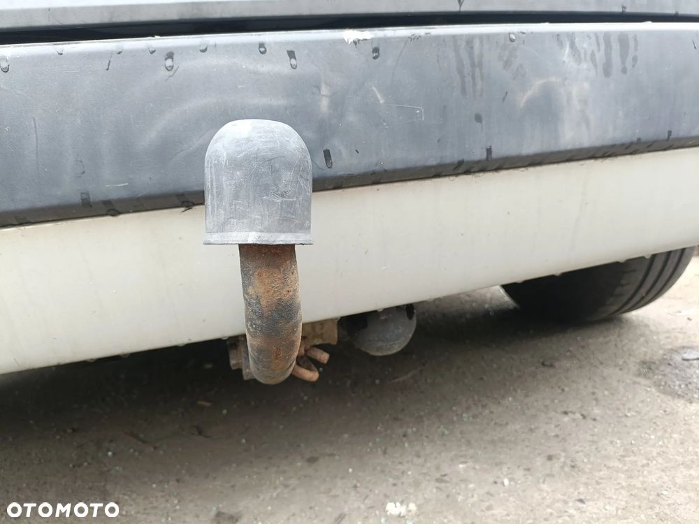 RENAULT SCENIC II 03-09 2003 r. hak holowniczy 7 PIN * - 1