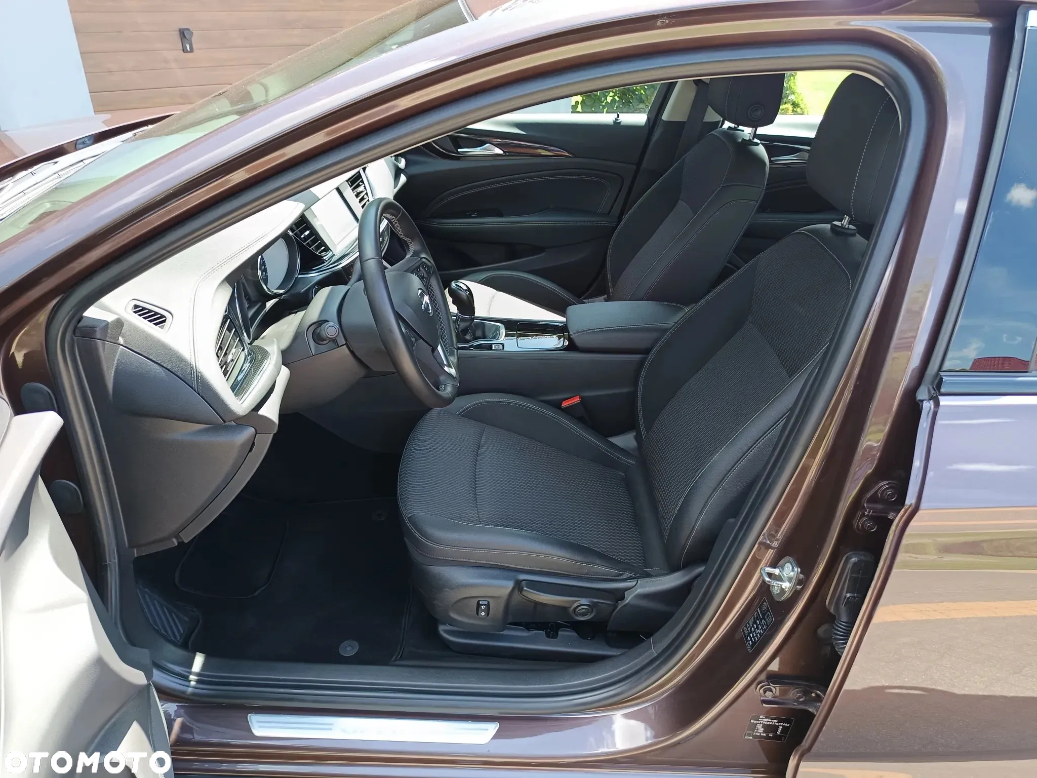 Opel Insignia - 13
