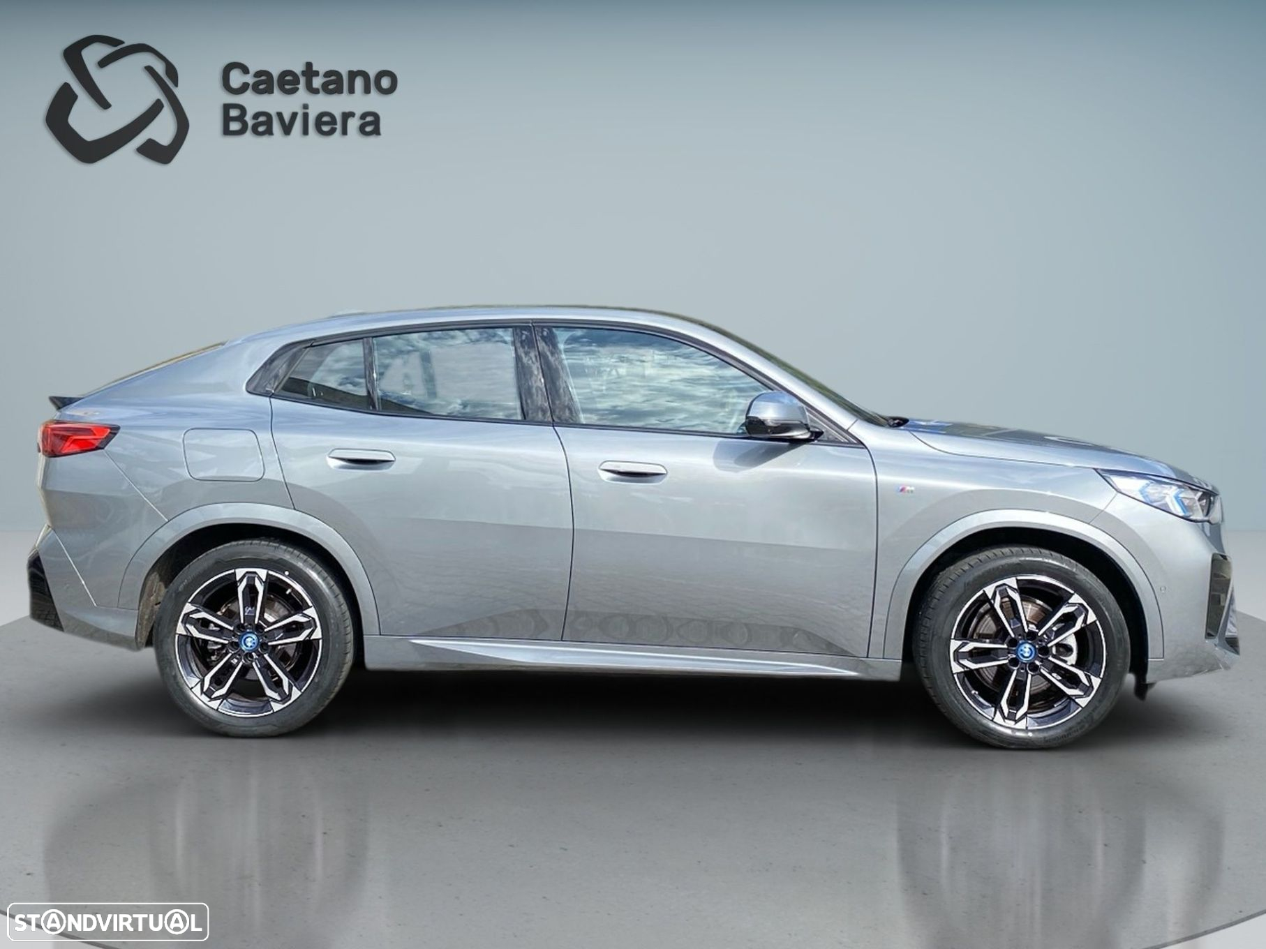 BMW iX2 xDrive30 Pack Desportivo M - 23
