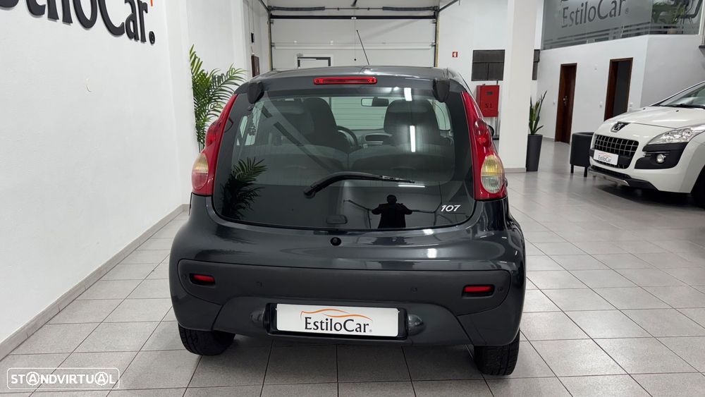 Peugeot 107 1.4 HDi Trendy - 17