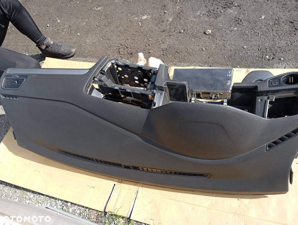 DESKA KONSOLA AIRBAG PASY KOMPLET VW GOLF 7 VII - 2