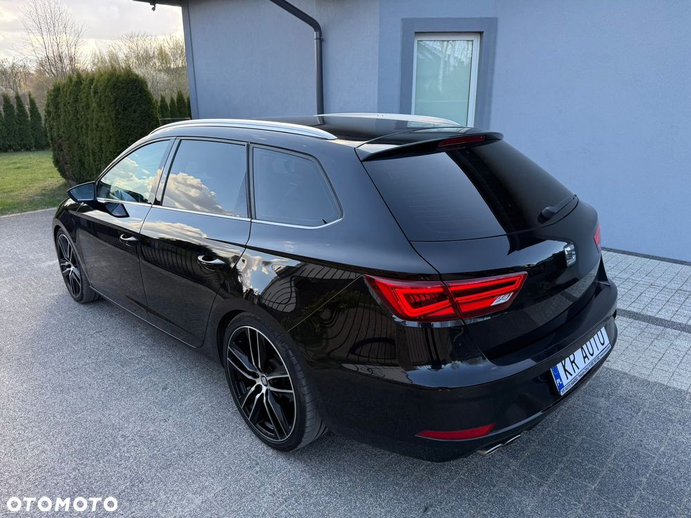 Seat Leon 2.0 TDI DPF DSG Xcellence - 28