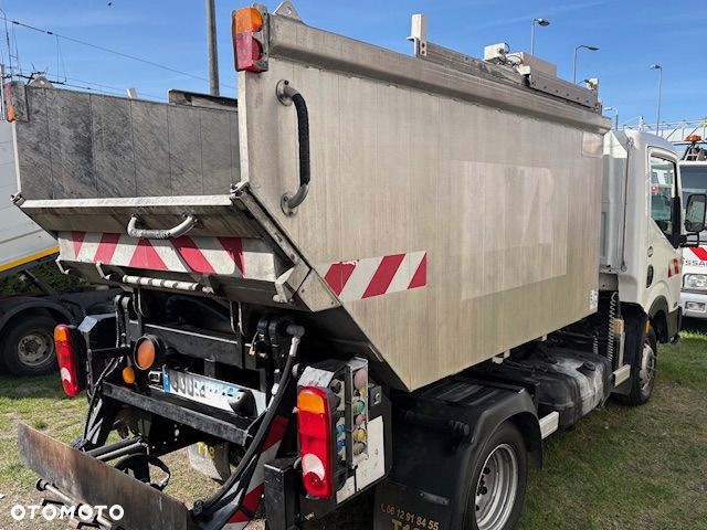 Nissan NT400 Cabstar 3,5t - 7