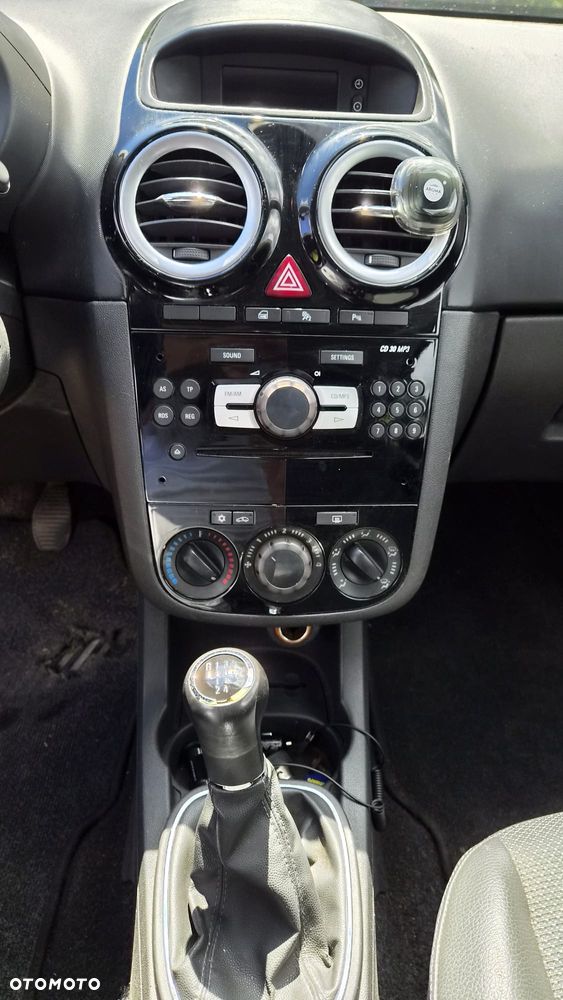 Opel Corsa - 15