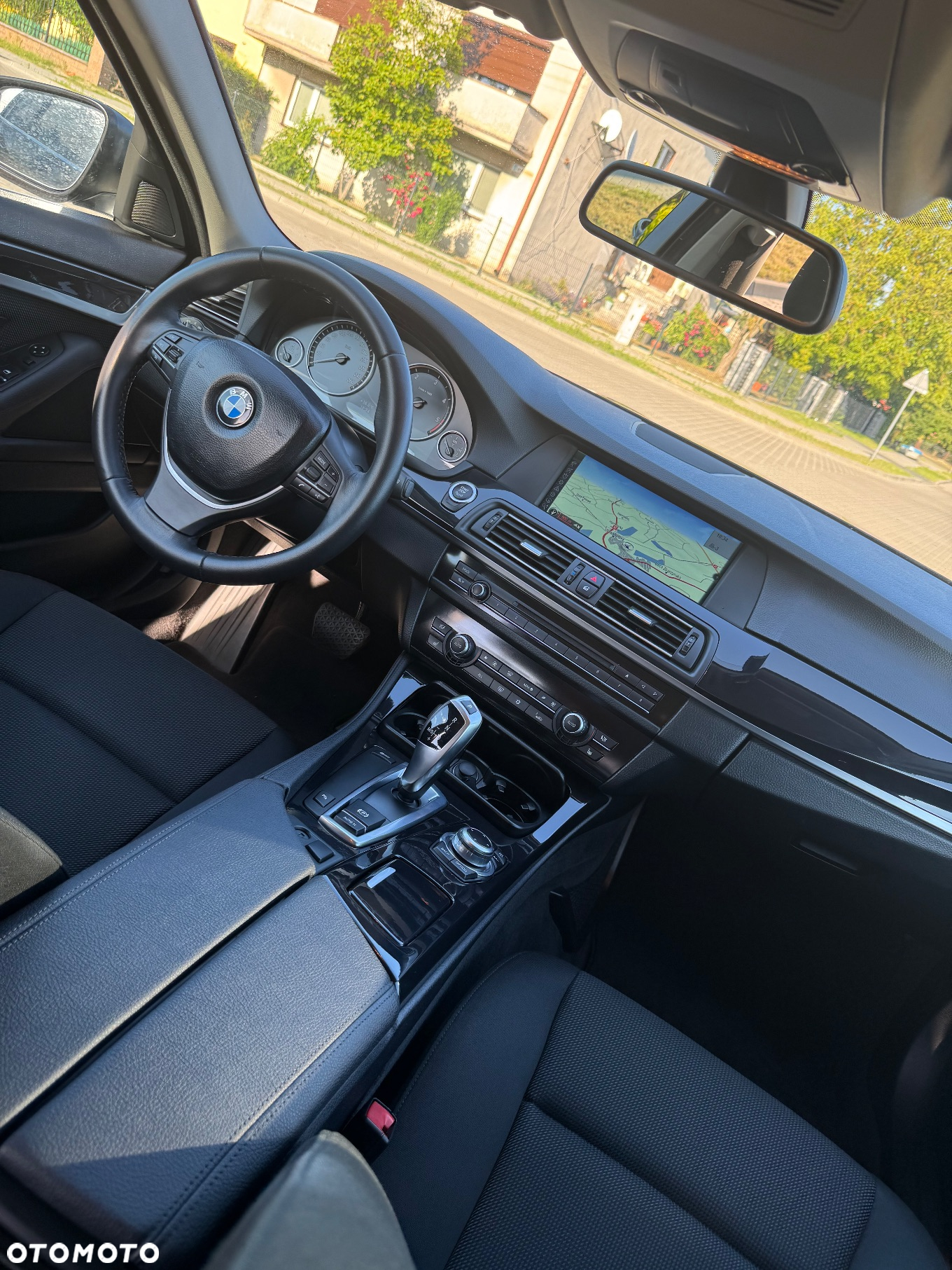 BMW Seria 5 520d Touring - 6