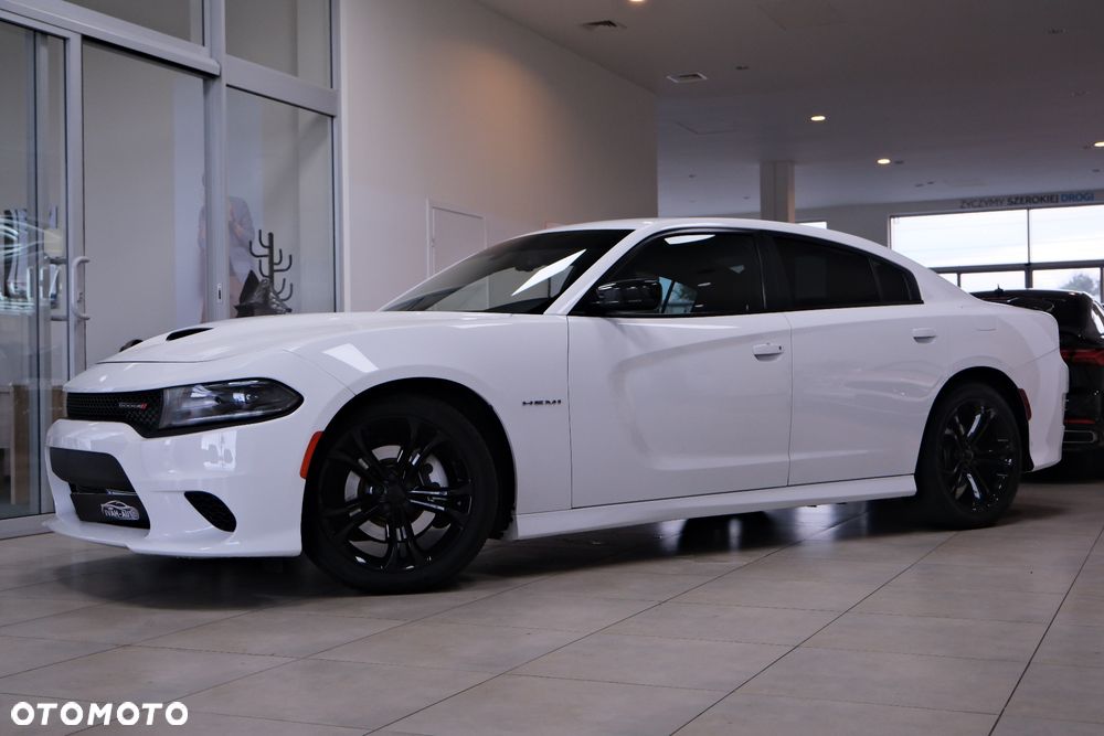 Dodge Charger 5.7 R/T - 18