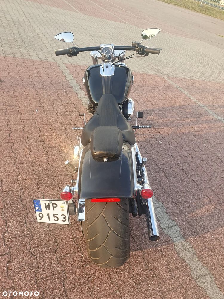 Harley-Davidson Softail Breakout - 10
