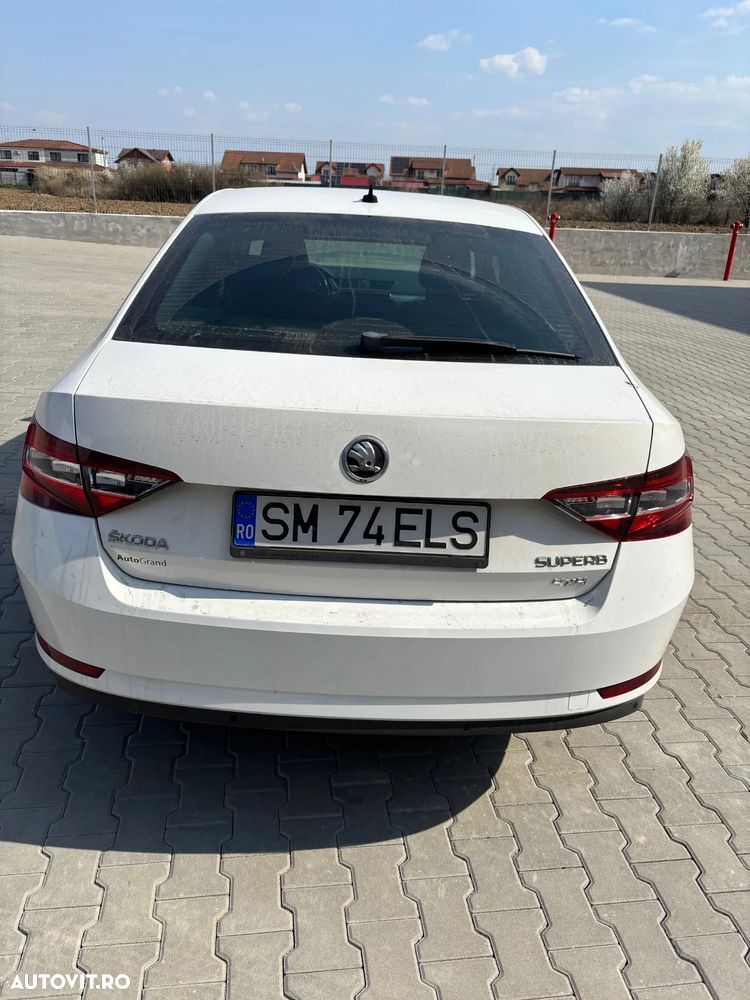 Skoda Superb 2.0 TDI 4X4 Ambition - 7