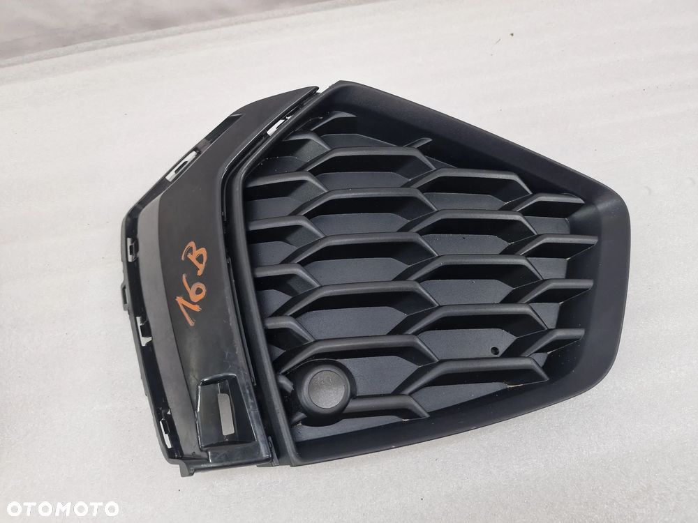 AUDI A3 8Y0 S-LINE 19- LEWA KRATKA BOCZNA ZDERZAKA PRZEDNIEGO PRZÓD NA PDC , NR 8Y0807681B , NR AUKCJI E/16 - 8