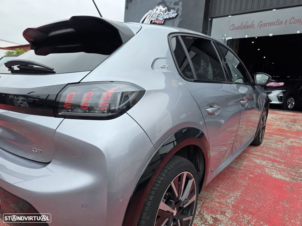 Peugeot 208 1.2 PureTech GT EAT8 - 12