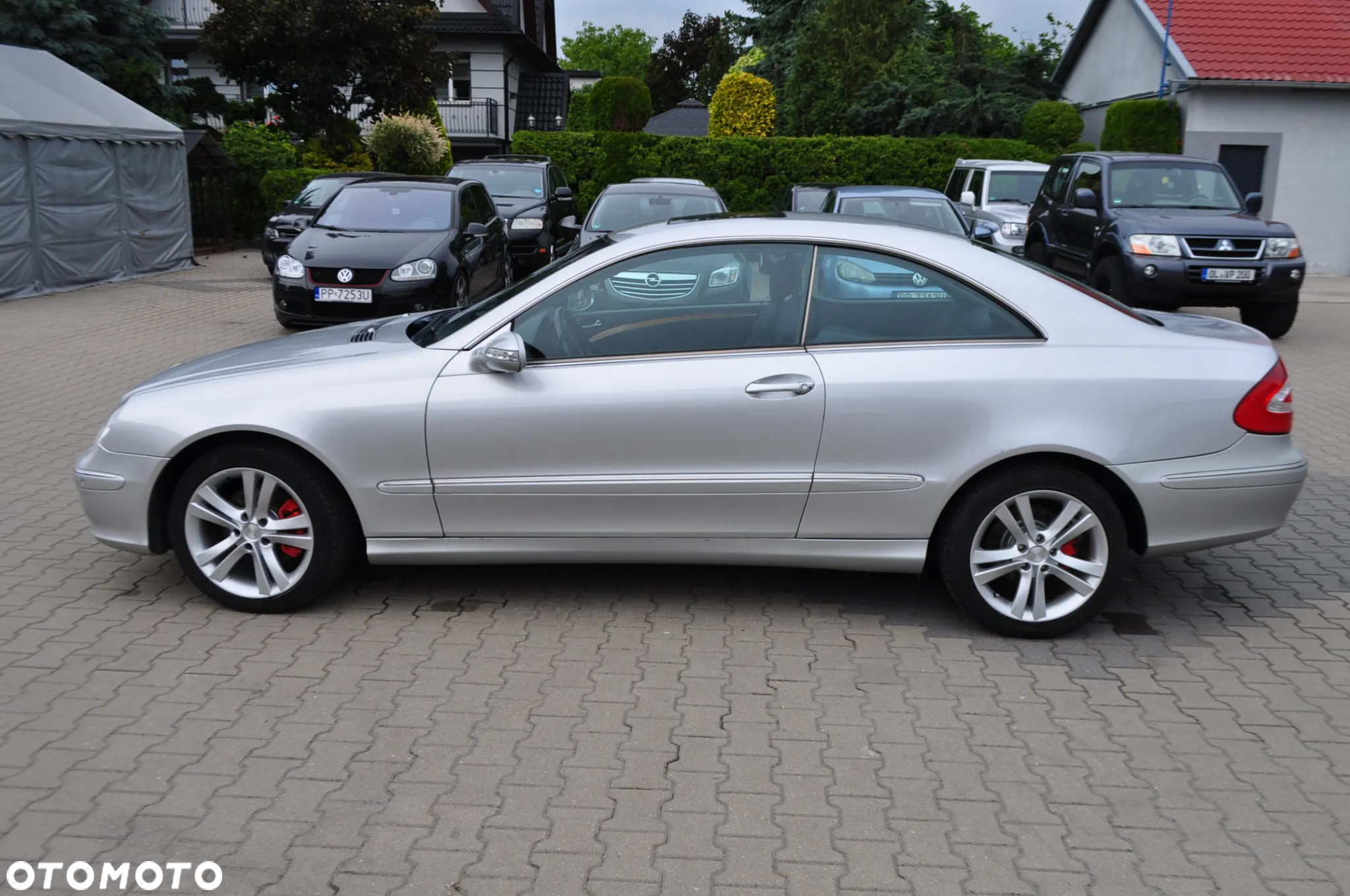 Mercedes-Benz CLK - 9
