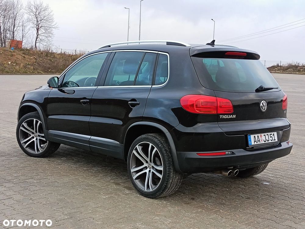 Volkswagen Tiguan - 4