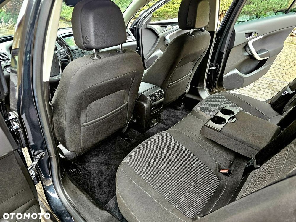 Opel Insignia - 13