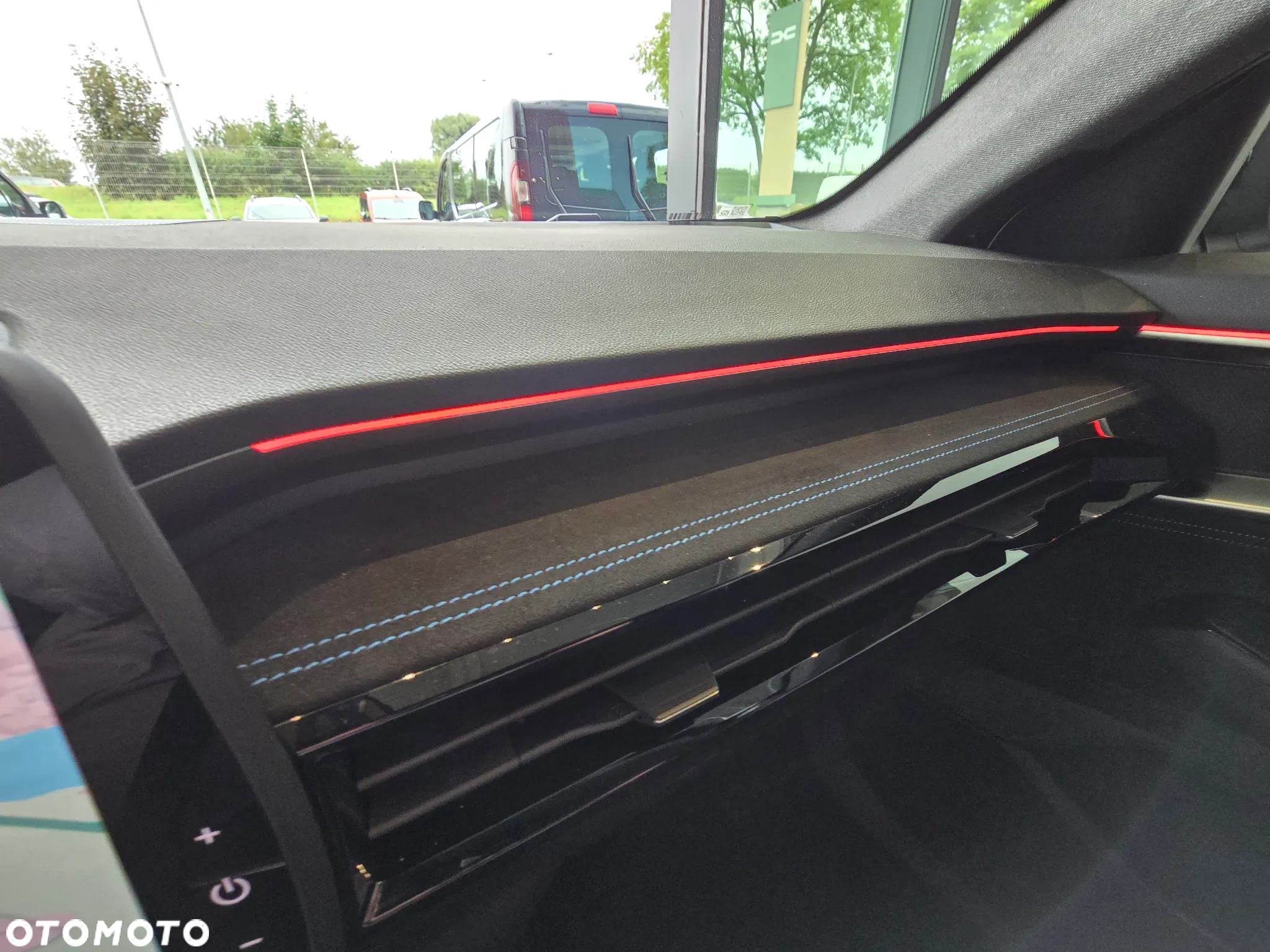 Renault Austral 1.2 E-Tech Full Hybrid 200 Iconic esprit Alpine MMT - 19