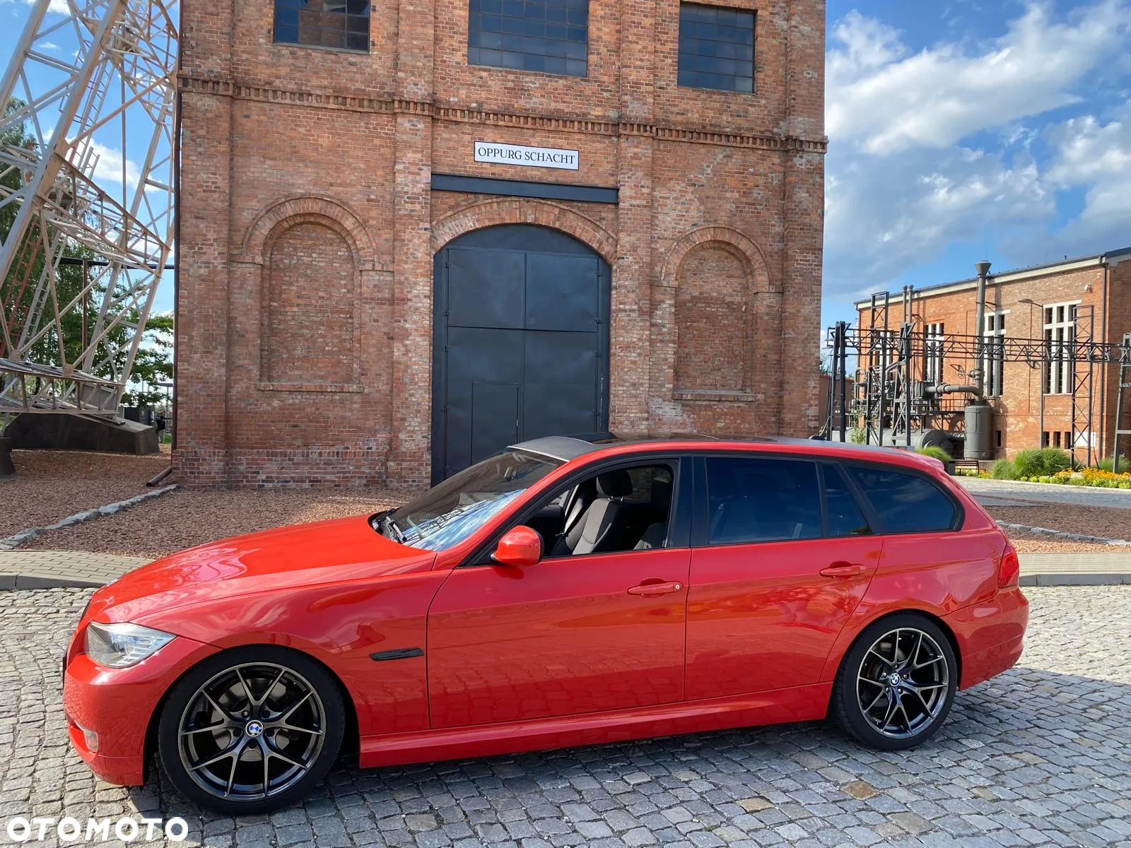 BMW Seria 3 318d Touring - 25