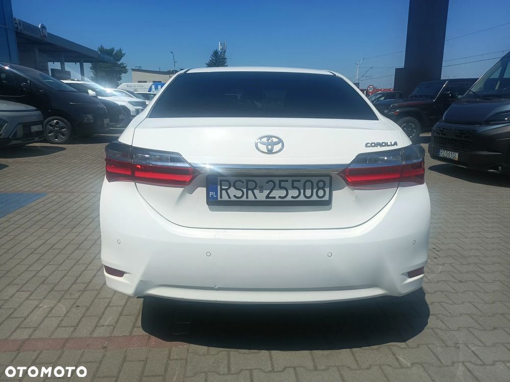 Toyota Corolla 1.6 Prestige - 5