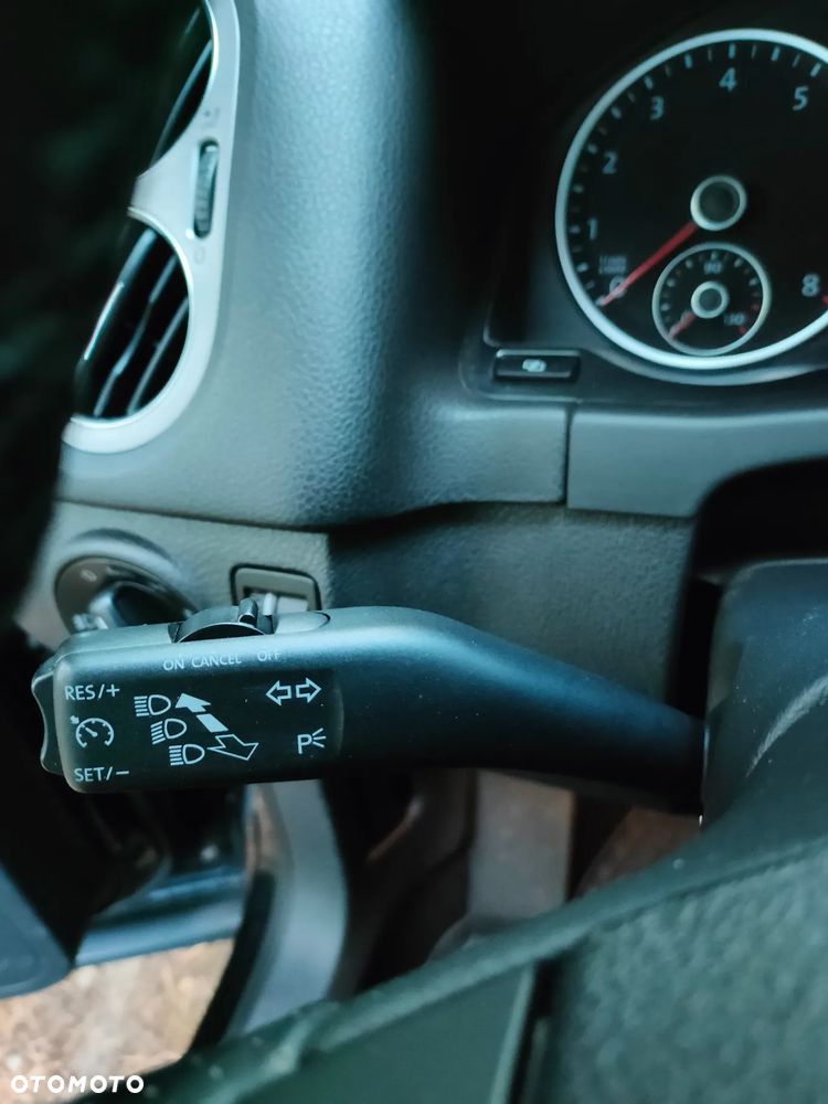 Volkswagen Tiguan - 26