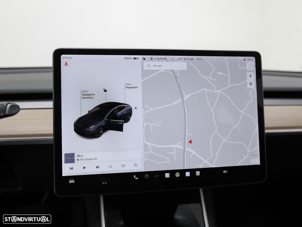 Tesla Model 3 Long-Range Dual Motor AWD - 17