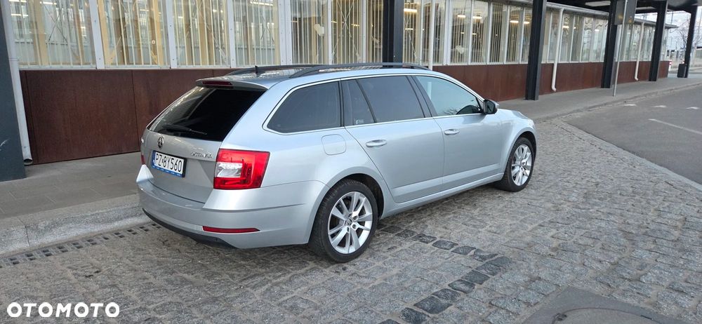 Skoda Octavia 1.5 TSI ACT Style DSG - 4