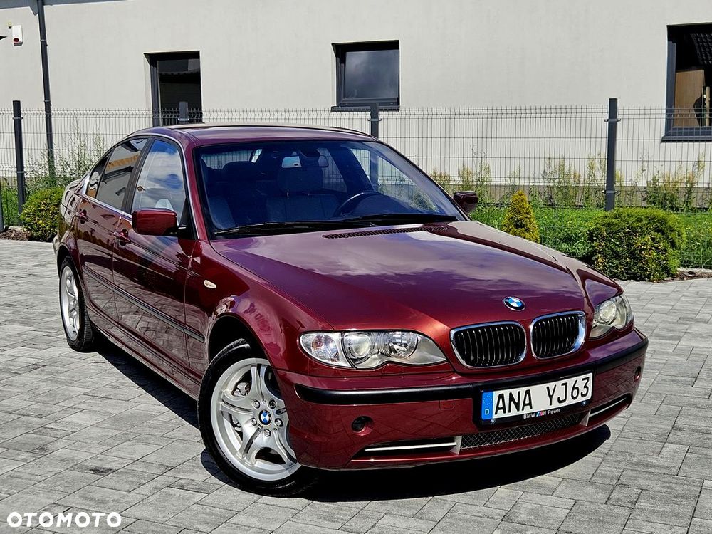 BMW Seria 3 330i Edition Exclusive - 18