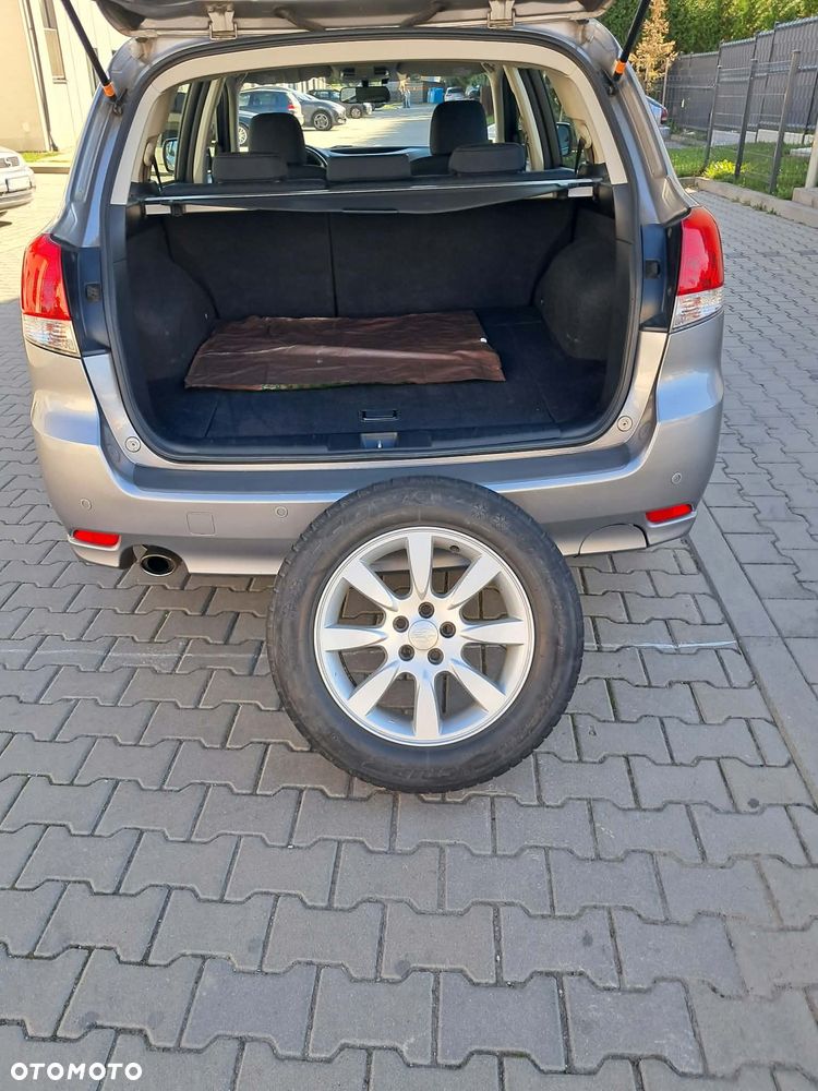 Subaru Legacy - 13