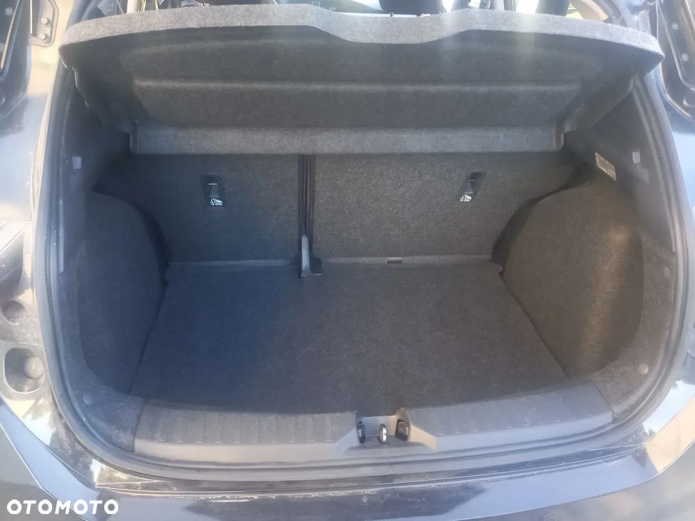 Nissan Micra - 8